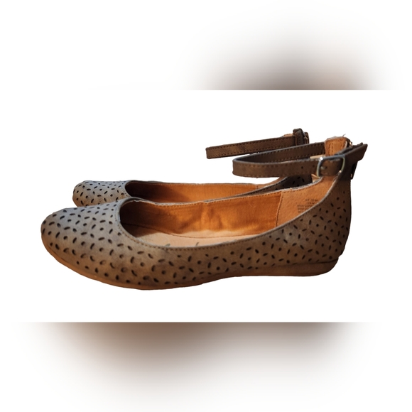 American Rag shoes - Picture 6 of 9